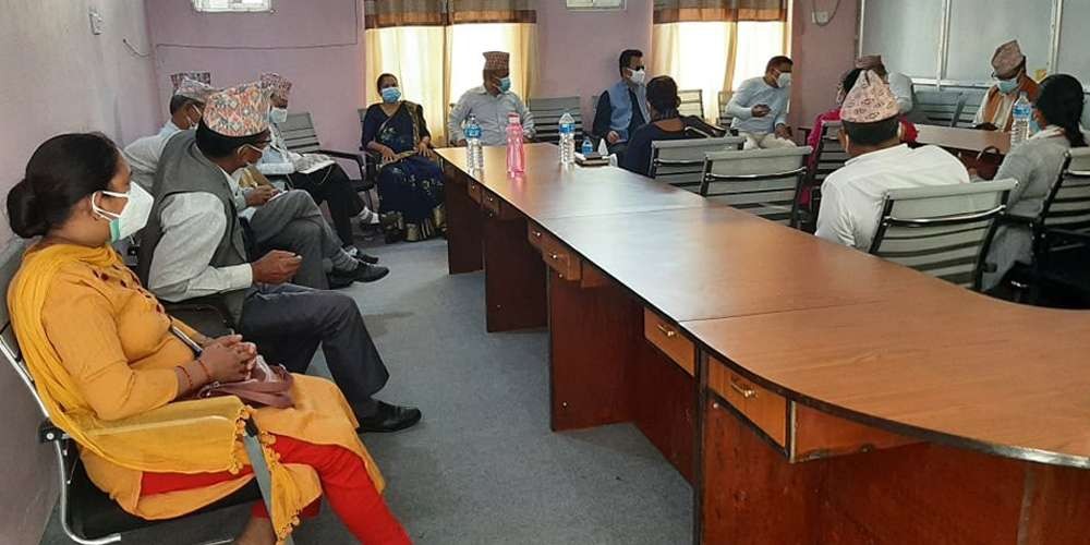 सुदूरपश्चिममा केन्द्रको निर्णय मानेन एमालेले, प्रदेश सरकारलाई दिएको समर्थन फिर्ता नलिने  
